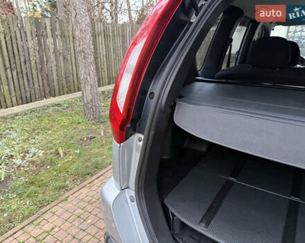 Серый Ниссан ИксТрейл, объемом двигателя 2.49 л и пробегом 199 тыс. км за 11700 $, фото 129 на Automoto.ua