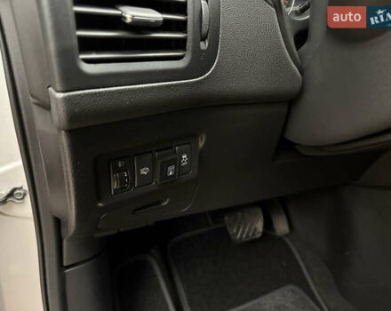 Серый Ниссан ИксТрейл, объемом двигателя 2.49 л и пробегом 199 тыс. км за 11700 $, фото 63 на Automoto.ua