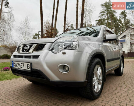 Серый Ниссан ИксТрейл, объемом двигателя 2.49 л и пробегом 199 тыс. км за 11700 $, фото 21 на Automoto.ua