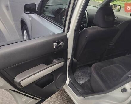 Сірий Ніссан ІксТрейл, об'ємом двигуна 2.49 л та пробігом 217 тис. км за 9990 $, фото 9 на Automoto.ua