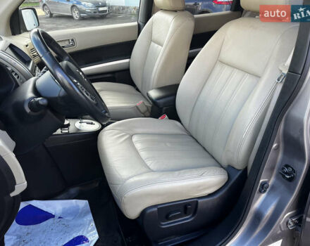 Серый Ниссан ИксТрейл, объемом двигателя 2 л и пробегом 269 тыс. км за 13399 $, фото 23 на Automoto.ua