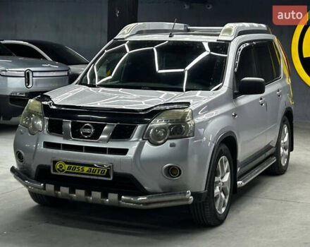 Серый Ниссан ИксТрейл, объемом двигателя 1.99 л и пробегом 222 тыс. км за 11300 $, фото 2 на Automoto.ua