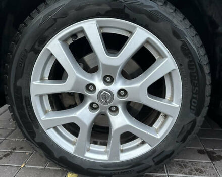 Серый Ниссан ИксТрейл, объемом двигателя 2 л и пробегом 255 тыс. км за 10500 $, фото 5 на Automoto.ua