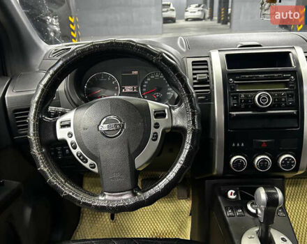 Серый Ниссан ИксТрейл, объемом двигателя 1.99 л и пробегом 222 тыс. км за 11800 $, фото 13 на Automoto.ua