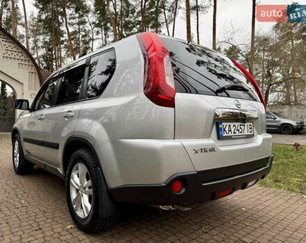 Серый Ниссан ИксТрейл, объемом двигателя 2.49 л и пробегом 199 тыс. км за 11700 $, фото 32 на Automoto.ua