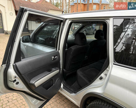 Серый Ниссан ИксТрейл, объемом двигателя 2.49 л и пробегом 199 тыс. км за 11700 $, фото 89 на Automoto.ua