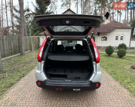 Серый Ниссан ИксТрейл, объемом двигателя 2.49 л и пробегом 199 тыс. км за 11700 $, фото 125 на Automoto.ua