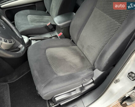 Серый Ниссан ИксТрейл, объемом двигателя 2.49 л и пробегом 199 тыс. км за 11700 $, фото 65 на Automoto.ua