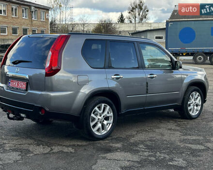 Серый Ниссан ИксТрейл, объемом двигателя 2 л и пробегом 269 тыс. км за 13399 $, фото 6 на Automoto.ua