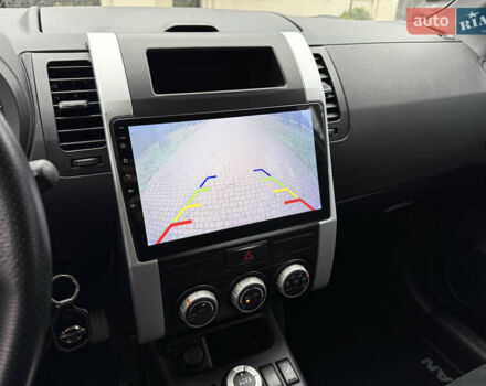 Серый Ниссан ИксТрейл, объемом двигателя 2.49 л и пробегом 199 тыс. км за 11700 $, фото 11 на Automoto.ua