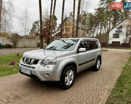 Серый Ниссан ИксТрейл, объемом двигателя 2.49 л и пробегом 199 тыс. км за 11700 $, фото 19 на Automoto.ua