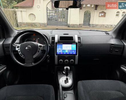 Серый Ниссан ИксТрейл, объемом двигателя 2.49 л и пробегом 199 тыс. км за 11700 $, фото 98 на Automoto.ua