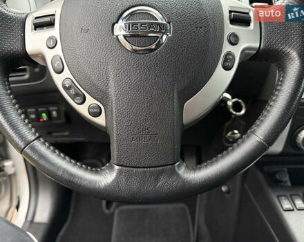 Серый Ниссан ИксТрейл, объемом двигателя 2.49 л и пробегом 199 тыс. км за 11700 $, фото 87 на Automoto.ua