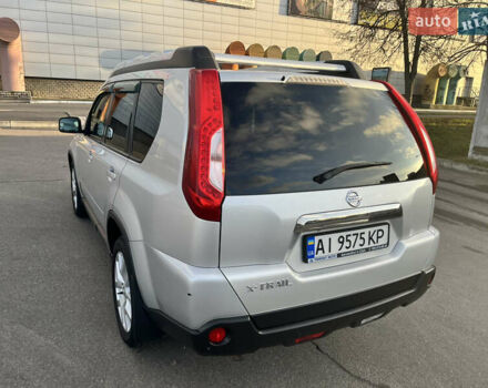 Серый Ниссан ИксТрейл, объемом двигателя 2 л и пробегом 180 тыс. км за 10800 $, фото 7 на Automoto.ua