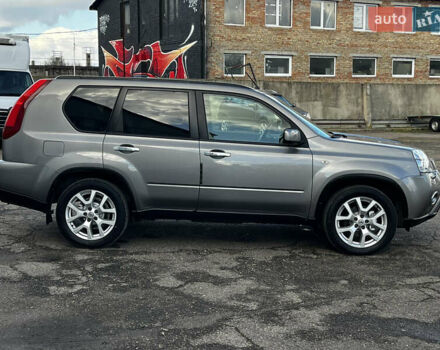Серый Ниссан ИксТрейл, объемом двигателя 2 л и пробегом 269 тыс. км за 13499 $, фото 3 на Automoto.ua