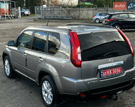 Серый Ниссан ИксТрейл, объемом двигателя 2 л и пробегом 269 тыс. км за 13399 $, фото 11 на Automoto.ua