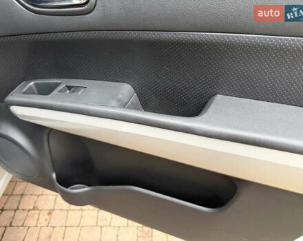 Серый Ниссан ИксТрейл, объемом двигателя 2.49 л и пробегом 199 тыс. км за 11700 $, фото 113 на Automoto.ua