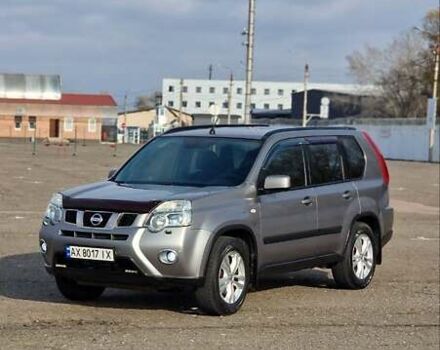 Сірий Ніссан ІксТрейл, об'ємом двигуна 2.49 л та пробігом 236 тис. км за 10999 $, фото 1 на Automoto.ua