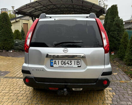 Сірий Ніссан ІксТрейл, об'ємом двигуна 2.49 л та пробігом 196 тис. км за 11800 $, фото 3 на Automoto.ua