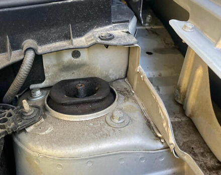 Серый Ниссан ИксТрейл, объемом двигателя 2 л и пробегом 210 тыс. км за 11400 $, фото 23 на Automoto.ua