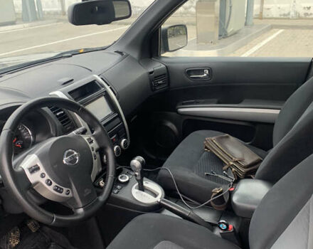 Серый Ниссан ИксТрейл, объемом двигателя 2 л и пробегом 199 тыс. км за 10900 $, фото 8 на Automoto.ua