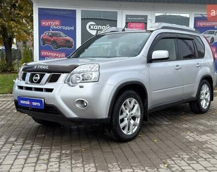 Серый Ниссан ИксТрейл, объемом двигателя 2 л и пробегом 188 тыс. км за 12300 $, фото 1 на Automoto.ua