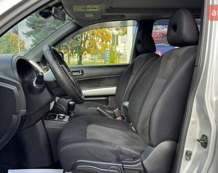 Серый Ниссан ИксТрейл, объемом двигателя 2 л и пробегом 188 тыс. км за 12300 $, фото 9 на Automoto.ua