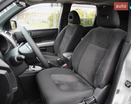 Ниссан ИксТрейл 2012 в Харькове на Automoto.ua Серый Ниссан ИксТрейл, объемом двигателя 2 л и пробегом 193 тыс. км за 10950 $, фото 6 на Automoto.ua