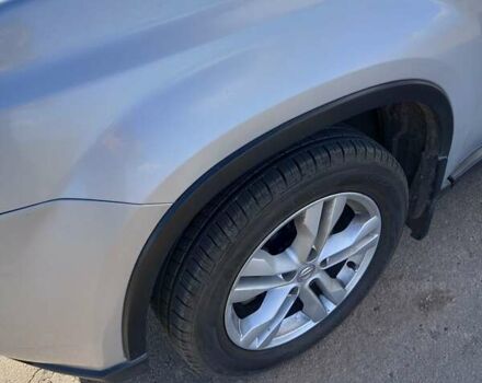 Серый Ниссан ИксТрейл, объемом двигателя 2 л и пробегом 90 тыс. км за 12500 $, фото 9 на Automoto.ua