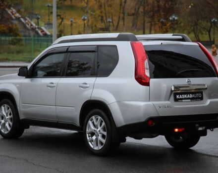 Серый Ниссан ИксТрейл, объемом двигателя 2 л и пробегом 193 тыс. км за 1950 $, фото 3 на Automoto.ua