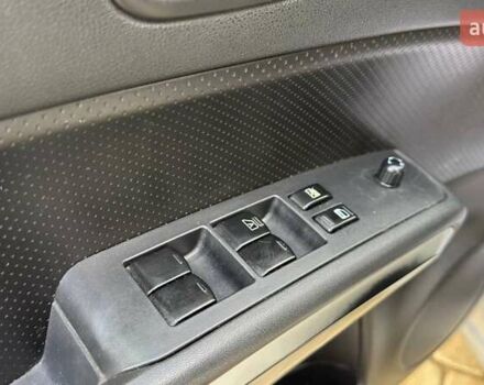 Серый Ниссан ИксТрейл, объемом двигателя 2 л и пробегом 188 тыс. км за 12300 $, фото 10 на Automoto.ua