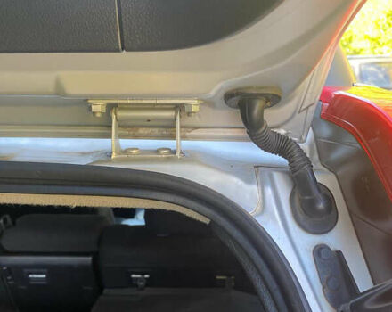 Серый Ниссан ИксТрейл, объемом двигателя 2 л и пробегом 210 тыс. км за 11400 $, фото 12 на Automoto.ua