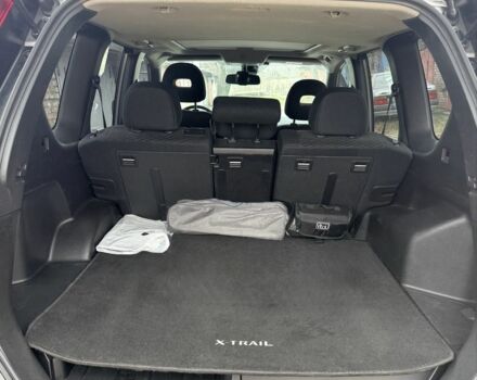 Сірий Ніссан ІксТрейл, об'ємом двигуна 2 л та пробігом 174 тис. км за 11500 $, фото 8 на Automoto.ua