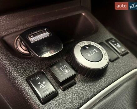 Серый Ниссан ИксТрейл, объемом двигателя 2 л и пробегом 185 тыс. км за 9300 $, фото 10 на Automoto.ua