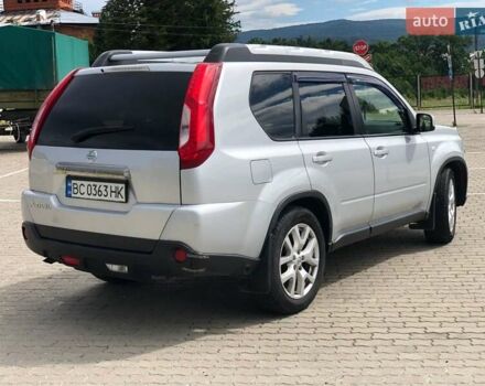 Серый Ниссан ИксТрейл, объемом двигателя 2 л и пробегом 275 тыс. км за 10500 $, фото 3 на Automoto.ua