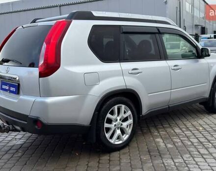 Серый Ниссан ИксТрейл, объемом двигателя 2 л и пробегом 188 тыс. км за 12300 $, фото 7 на Automoto.ua