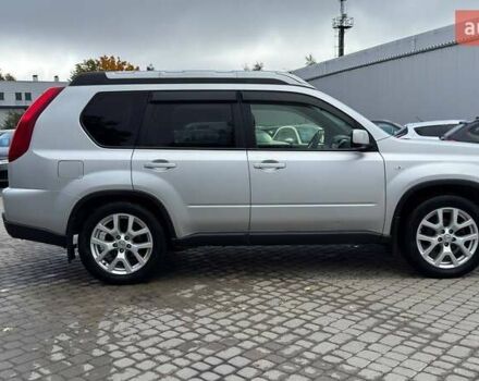 Серый Ниссан ИксТрейл, объемом двигателя 2 л и пробегом 188 тыс. км за 12300 $, фото 8 на Automoto.ua