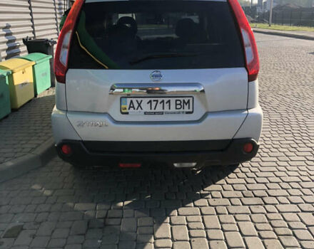 Серый Ниссан ИксТрейл, объемом двигателя 2 л и пробегом 149 тыс. км за 13300 $, фото 2 на Automoto.ua