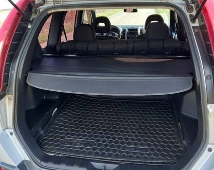 Серый Ниссан ИксТрейл, объемом двигателя 2 л и пробегом 90 тыс. км за 12500 $, фото 12 на Automoto.ua