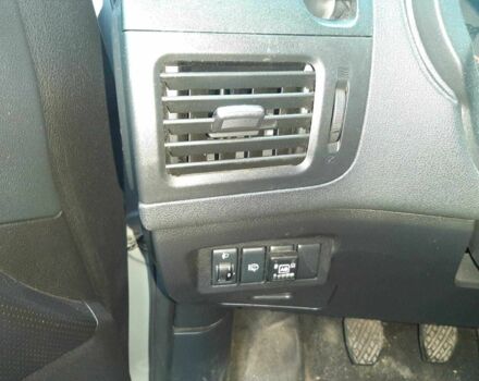 Сірий Ніссан ІксТрейл, об'ємом двигуна 2 л та пробігом 190 тис. км за 11000 $, фото 8 на Automoto.ua