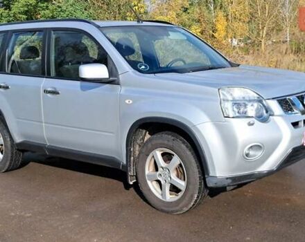 Сірий Ніссан ІксТрейл, об'ємом двигуна 2 л та пробігом 297 тис. км за 12350 $, фото 5 на Automoto.ua