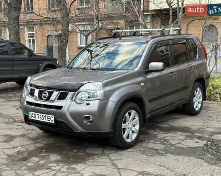 Сірий Ніссан ІксТрейл, об'ємом двигуна 2.49 л та пробігом 79 тис. км за 11150 $, фото 1 на Automoto.ua