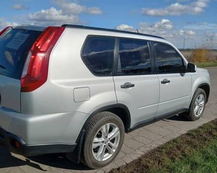 Серый Ниссан ИксТрейл, объемом двигателя 2 л и пробегом 90 тыс. км за 12500 $, фото 2 на Automoto.ua