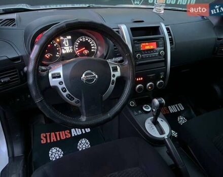 Серый Ниссан ИксТрейл, объемом двигателя 2 л и пробегом 90 тыс. км за 15000 $, фото 12 на Automoto.ua