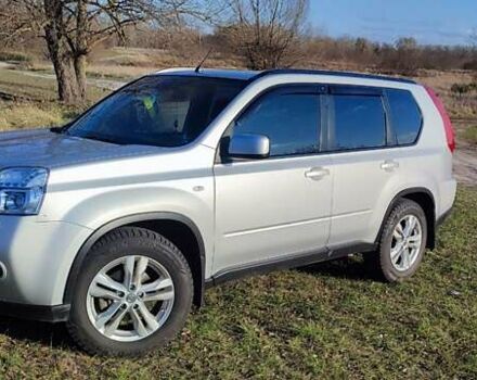 Серый Ниссан ИксТрейл, объемом двигателя 2 л и пробегом 223 тыс. км за 13100 $, фото 6 на Automoto.ua