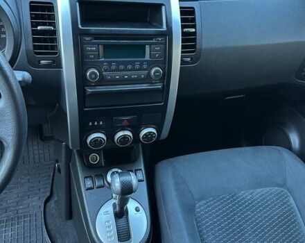 Серый Ниссан ИксТрейл, объемом двигателя 2 л и пробегом 198 тыс. км за 12500 $, фото 13 на Automoto.ua