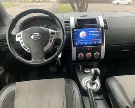 Серый Ниссан ИксТрейл, объемом двигателя 2 л и пробегом 196 тыс. км за 14999 $, фото 7 на Automoto.ua