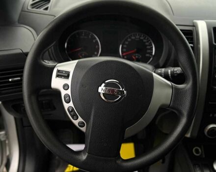 Сірий Ніссан ІксТрейл, об'ємом двигуна 2 л та пробігом 198 тис. км за 12999 $, фото 9 на Automoto.ua