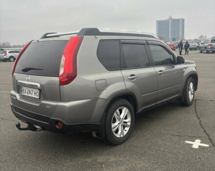 Серый Ниссан ИксТрейл, объемом двигателя 2 л и пробегом 202 тыс. км за 12900 $, фото 3 на Automoto.ua