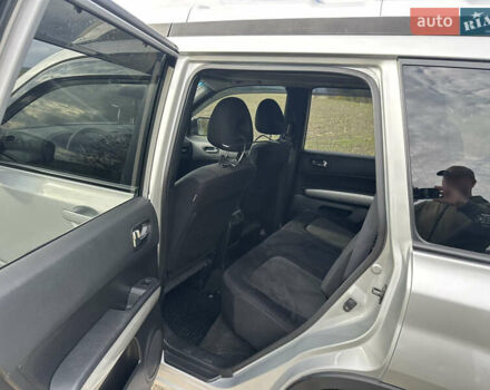 Серый Ниссан ИксТрейл, объемом двигателя 2 л и пробегом 158 тыс. км за 10300 $, фото 16 на Automoto.ua